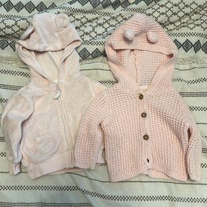 Newborn girl 1 sweater, 1 sweatshirt pink with ears on hoods